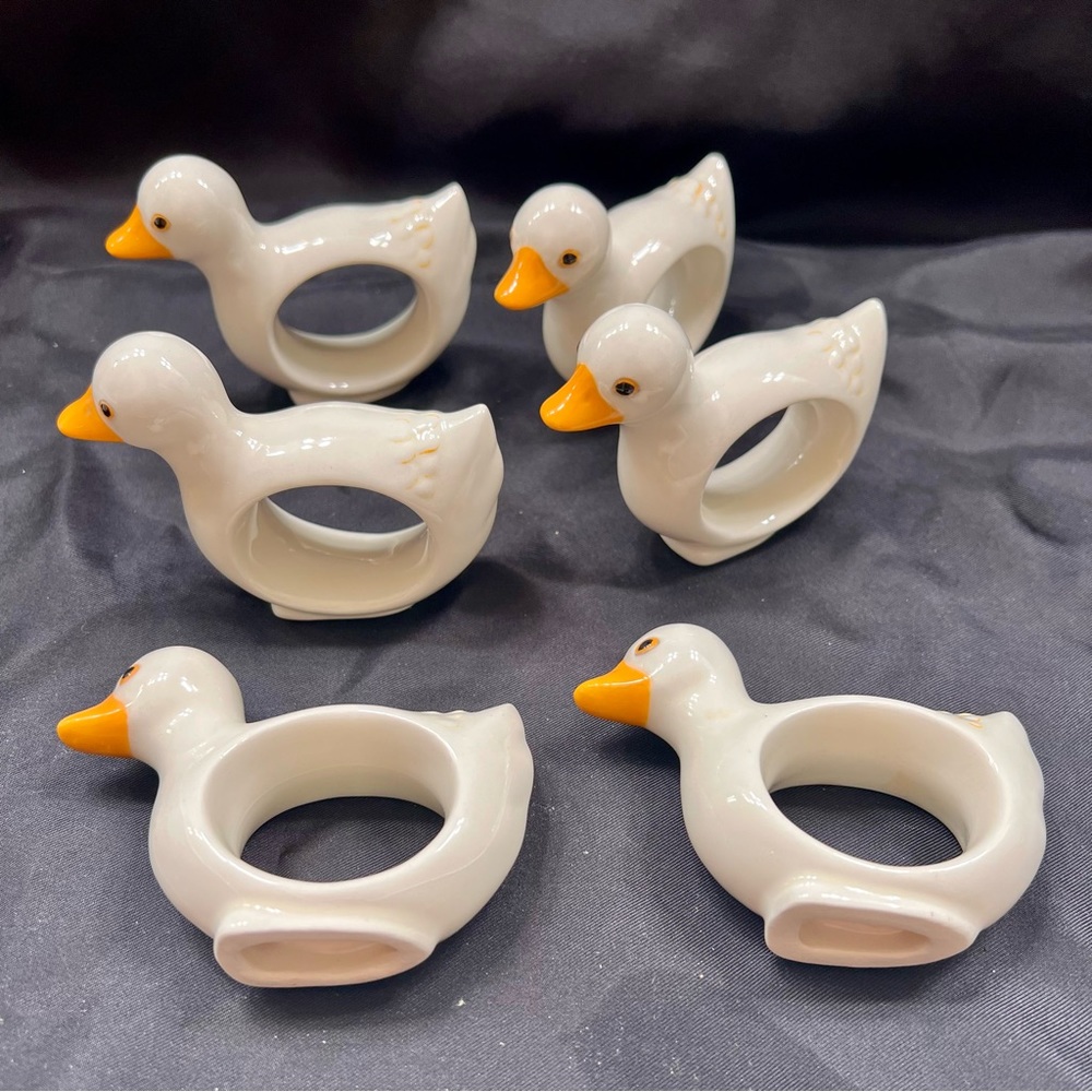White‎ Ceramic Duck Goose Napkin Holders Rings Set Of 6 By Helen C Vintage